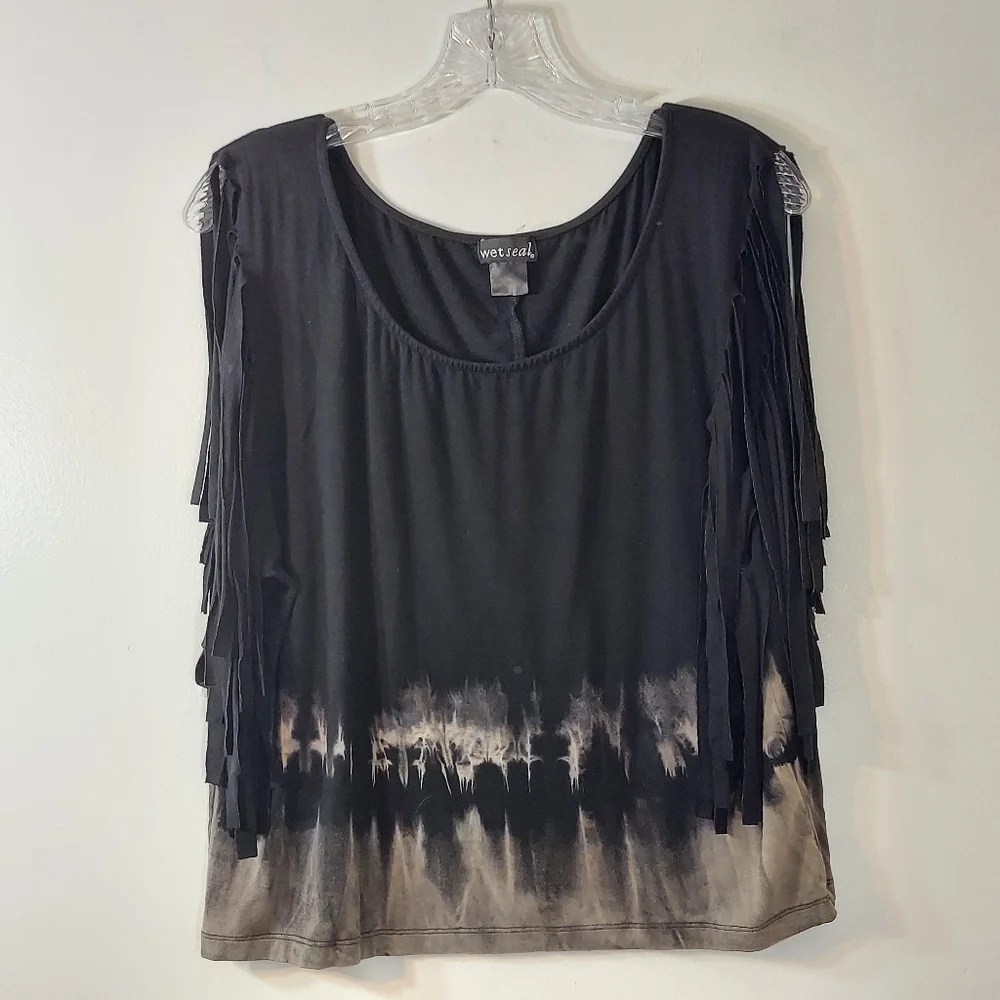 WetSeal Women's Black Tie Dye Bleached Shirt with Fun Fringe Cut Sleeves - Picture 5 of 15